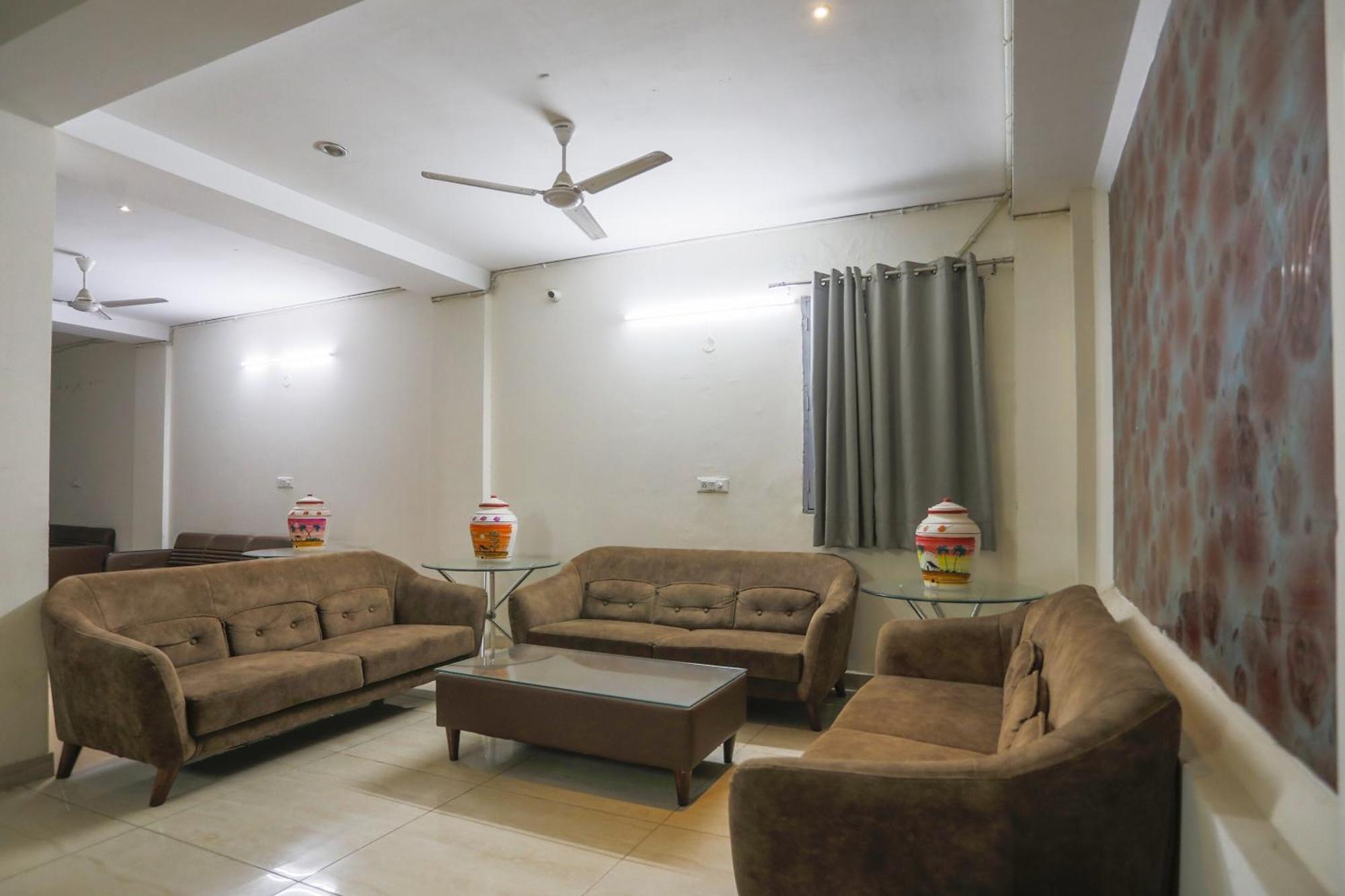 Hotel O Jsb Hotel Faridabad Extérieur photo
