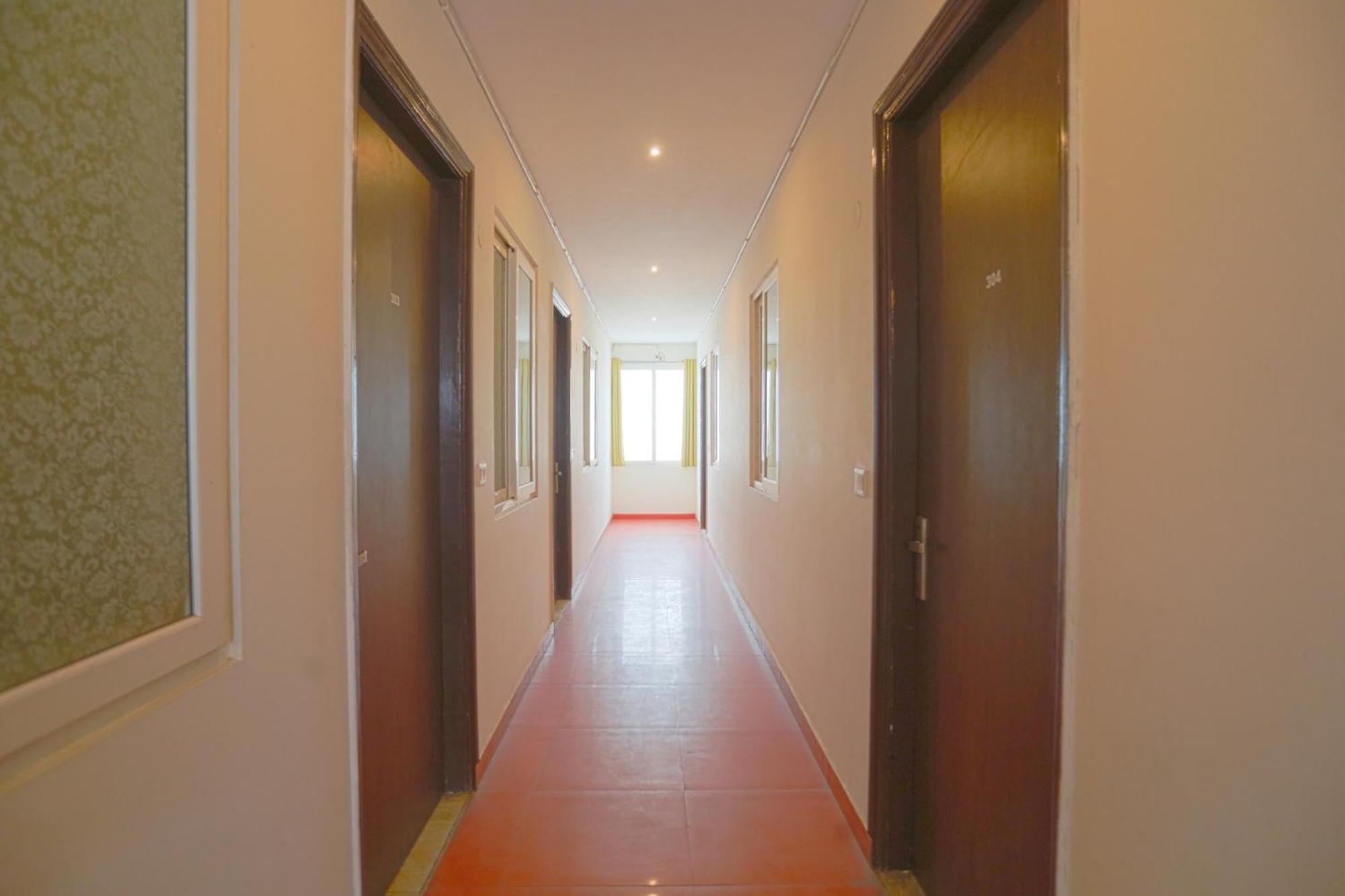 Hotel O Jsb Hotel Faridabad Extérieur photo